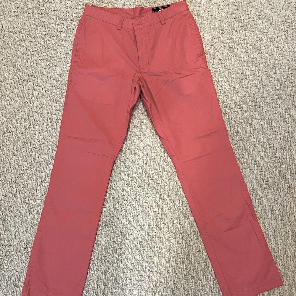 Vineyard Vines Nantucket Red Pants 32 x 34. Like new.